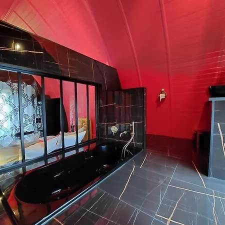 ベッド・アンド・ブレックファスト Chambres D'hotes De Grand Standing A 20mn Du Zoo De La Fleche Et 40mn Du Circuit Du Mans